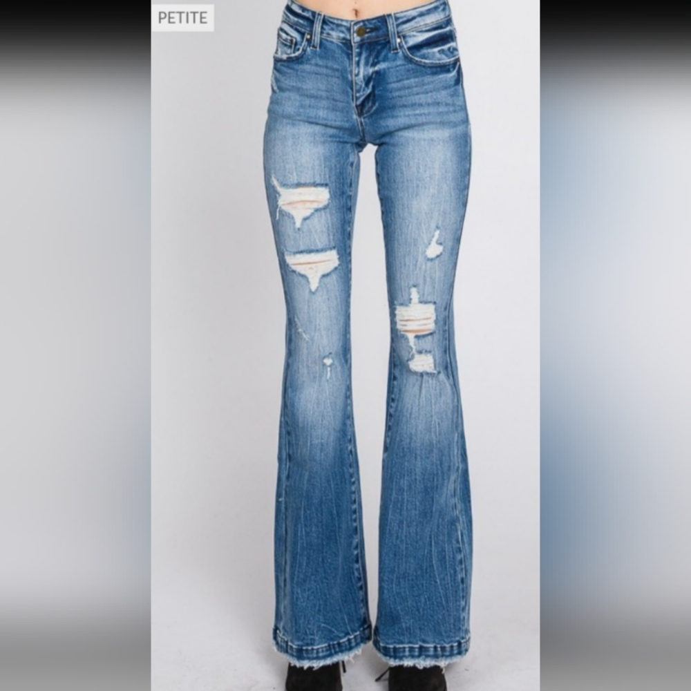 Petite - Mid Rise Stretch Flare